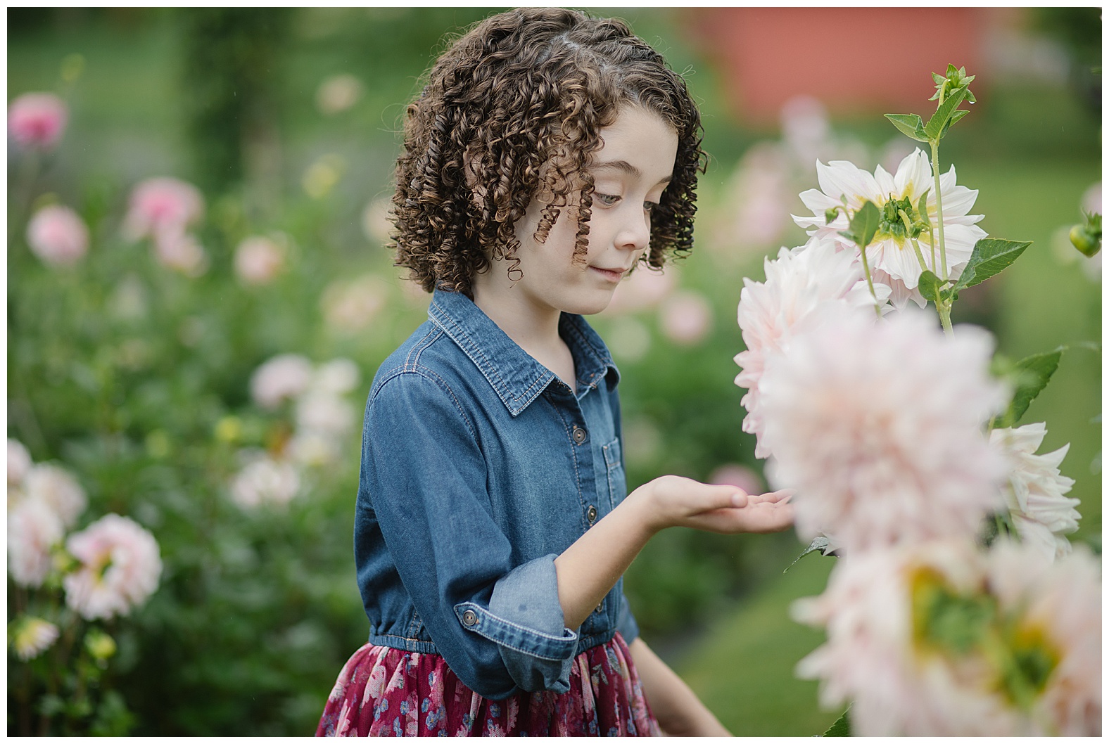 Seasonal Mini Sessions | Flower Farm Fun - Image 13